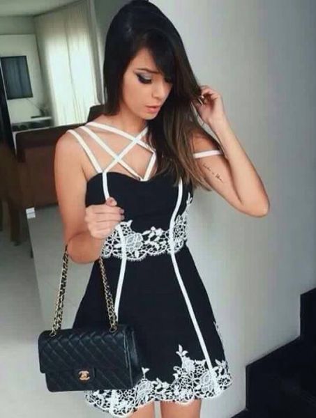 Vestido Com Gruipir