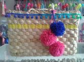 Bolsa de Palha com pompom